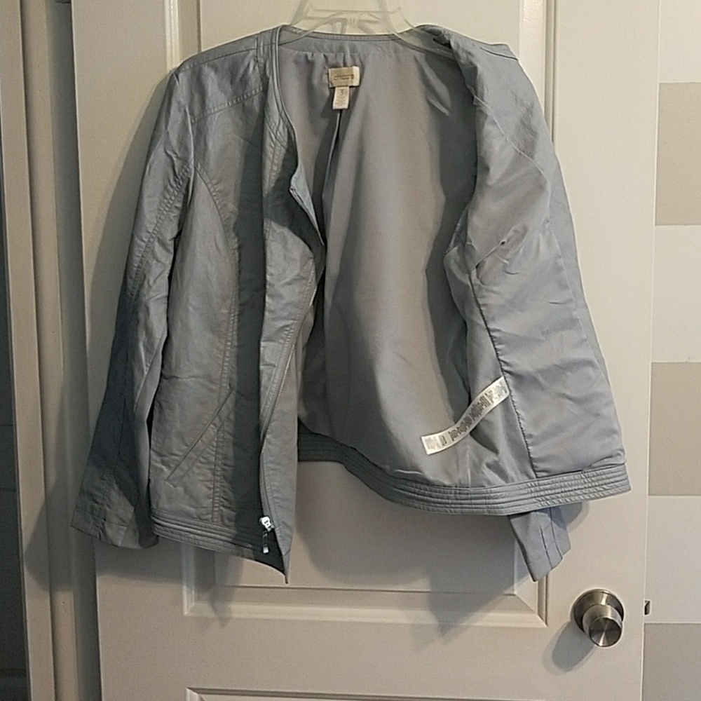 Jacket - Picture 2 of 4